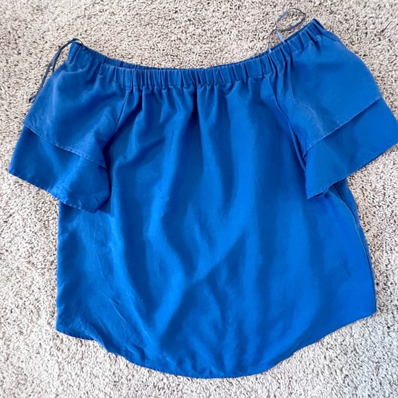 H&M Tops - Off-The-Shoulder Flutter Ruffle Sleeve Solid Blue Top Blouse